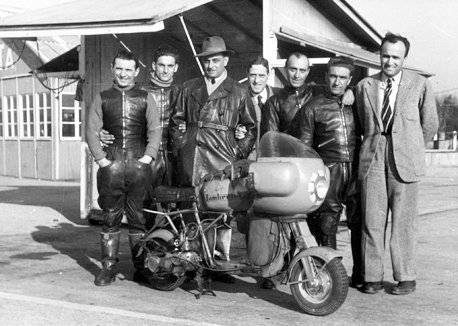 lambretta_team.jpg