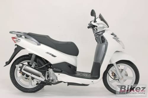 lxr_125.jpg